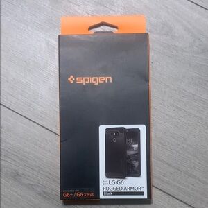 Spigen Black Phone Case